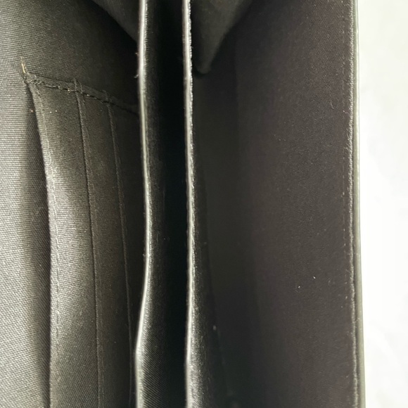 Franco Sarto Elegant Black Crossbody Bag - Picture 7 of 10